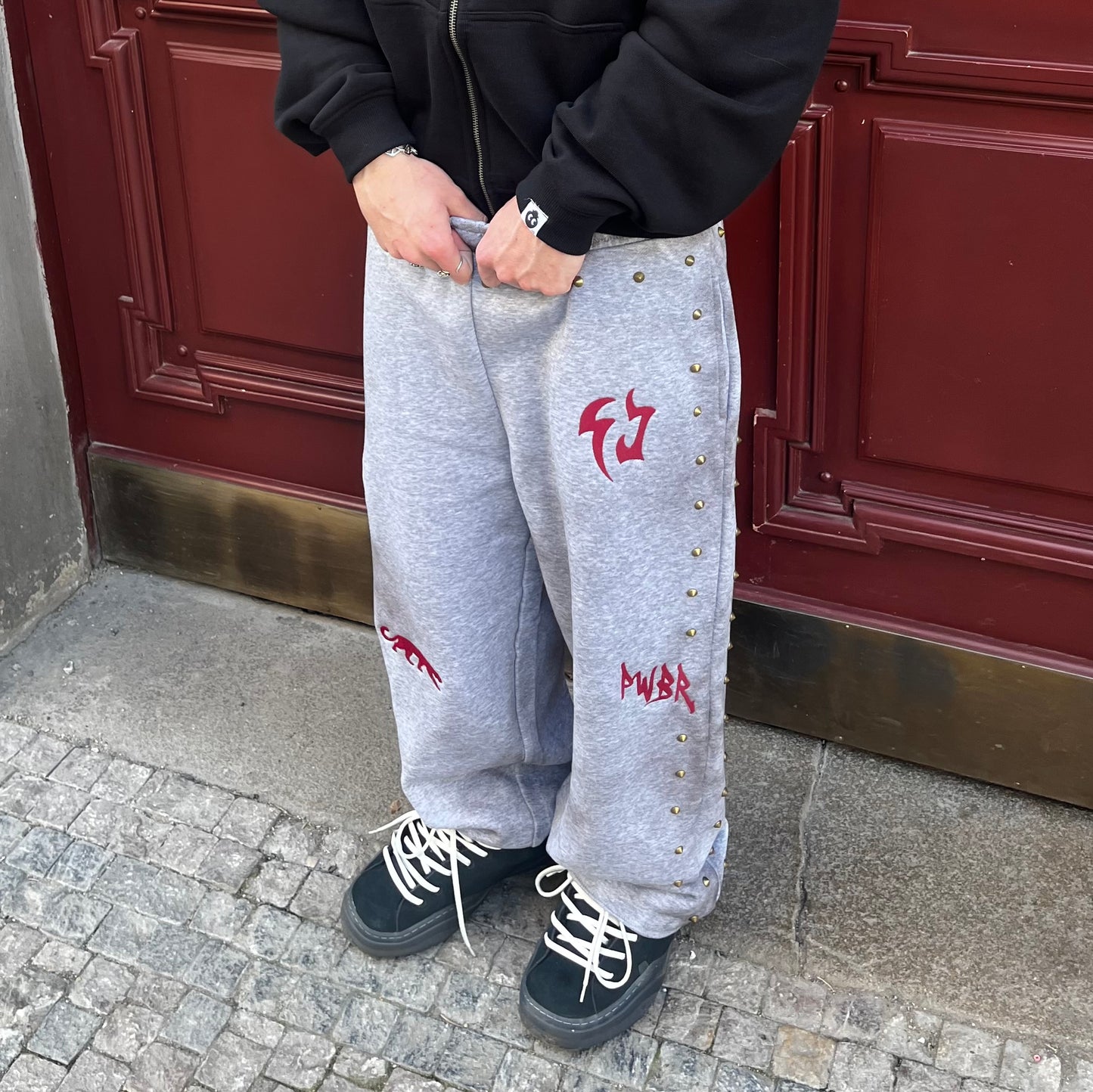 icon sweatpants